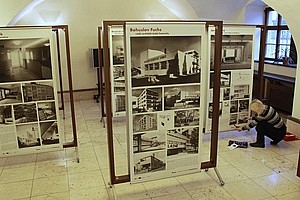 Funkcionalistické skvosty v Brně představí na 18 panelech výstava Město s duchem Bauhausu.